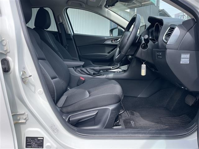 Mazda AXELA 2017 6990104-7