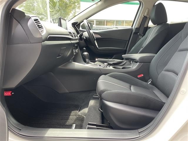 Mazda AXELA 2017 6990104-8