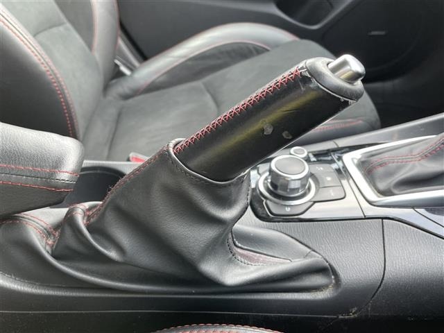 Mazda AXELA 2015 6990133-11