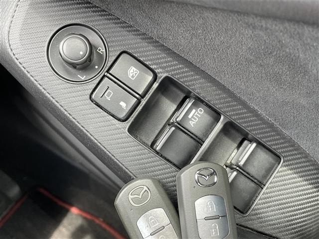 Mazda AXELA 2015 6990133-4