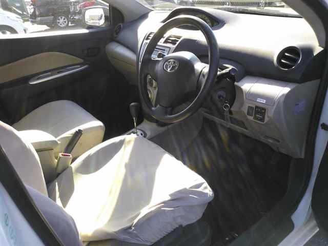Toyota BELTA 2007 6979972-3