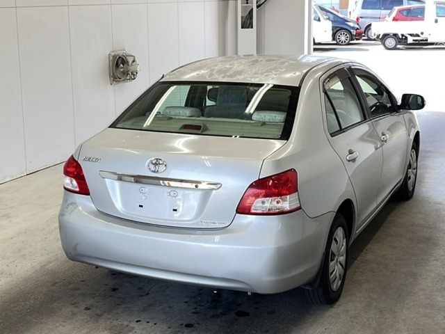 Toyota BELTA 2009 6979980-1
