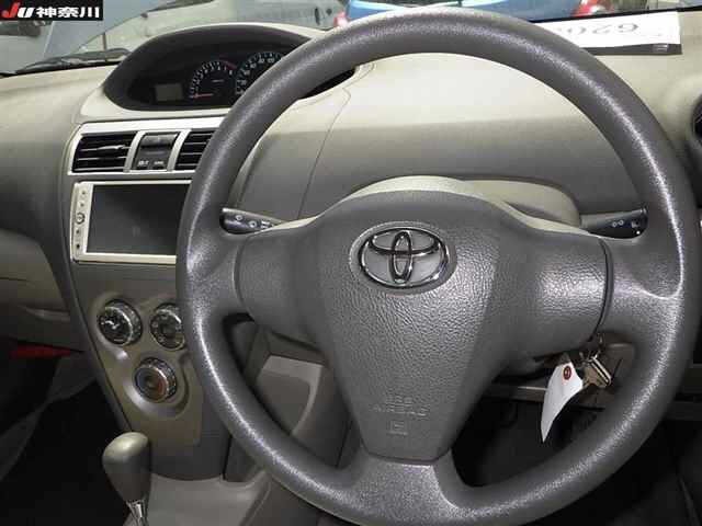 Toyota BELTA 2009 6979981-6