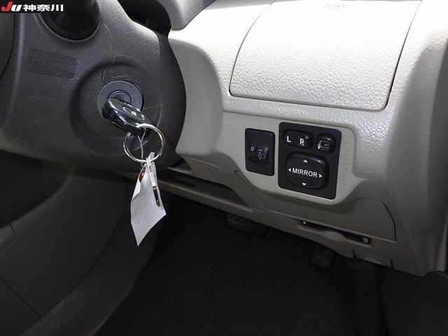 Toyota BELTA 2009 6979981-7