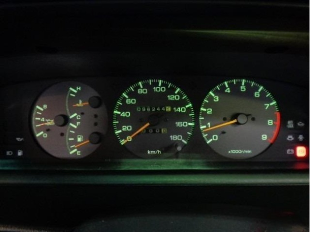 Nissan BLUEBIRD 1990 6984608-24