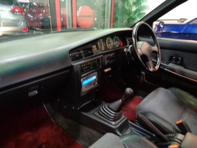 Nissan BLUEBIRD 1990 6984608-28