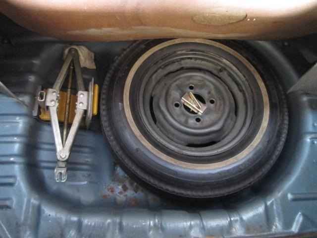 Nissan BLUEBIRD 1972 6984620-12