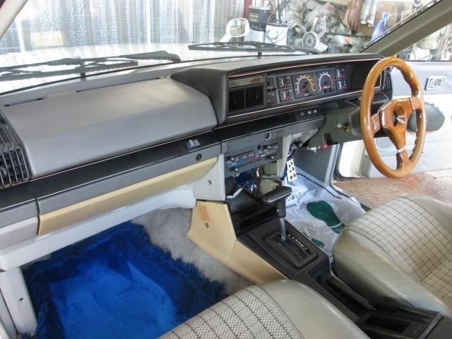 Nissan BLUEBIRD 1982 6984621-27
