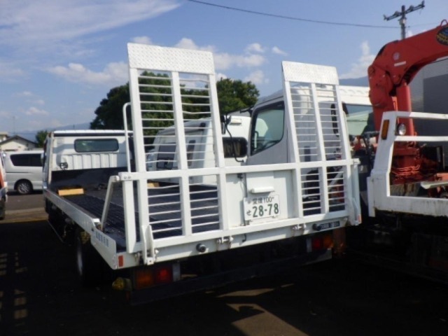 Mitsubishi CANTER 2011 7000029-1
