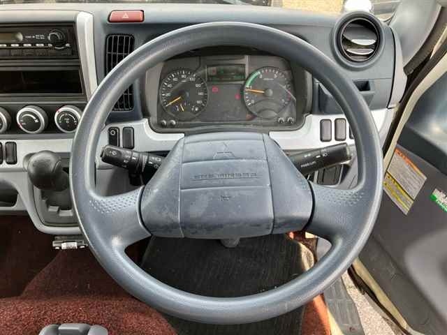 Mitsubishi CANTER 2011 7000065-3