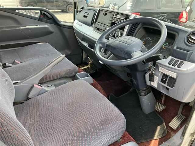 Mitsubishi CANTER 2011 7000065-7