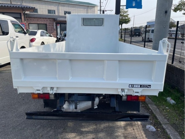Mitsubishi CANTER 2015 7000068-4