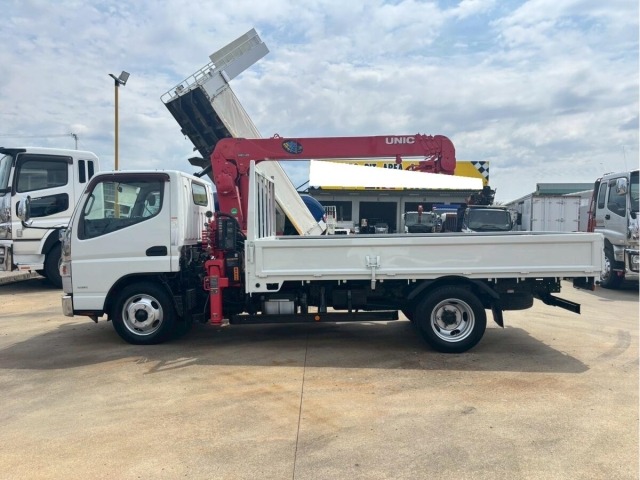Mitsubishi CANTER 2014 7000071-4
