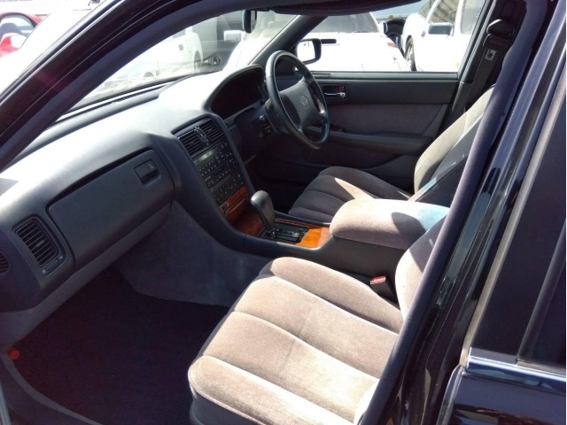 Toyota CELSIOR 1993 6981754-4
