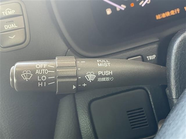 Toyota CELSIOR 2006 6981792-11