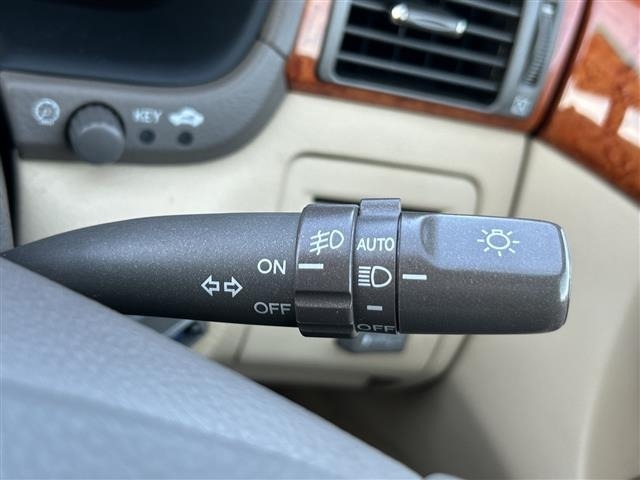 Toyota CELSIOR 2005 6981799-17