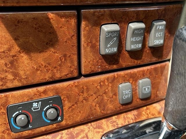 Toyota CELSIOR 2006 6981807-1