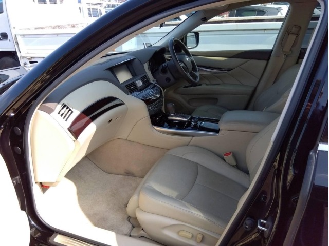 Nissan CIMA 2014 6981478-2