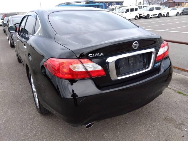 Nissan CIMA 2013 6981486-1