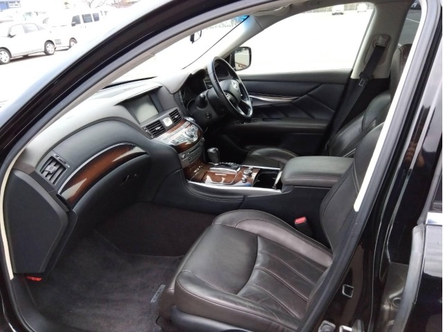 Nissan CIMA 2013 6981486-4