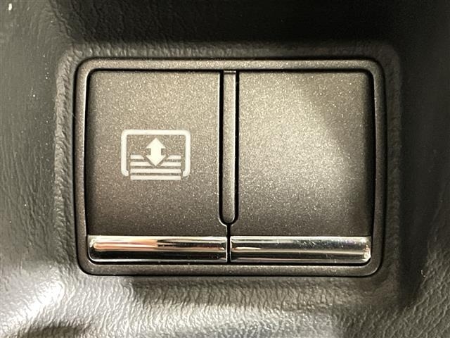 Nissan CIMA 2017 6981531-3