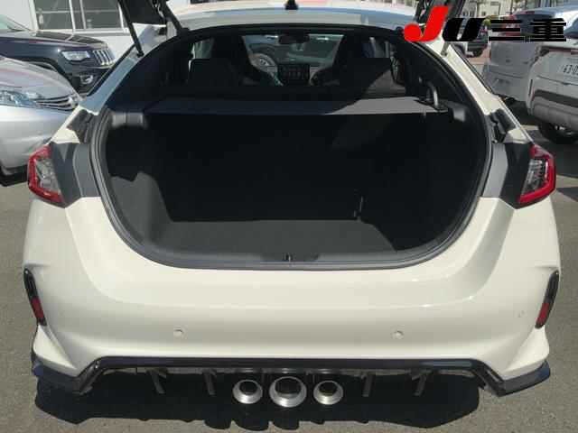 Honda CIVIC 2024 6984810-7