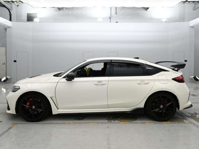 Honda CIVIC 2023 6984883-4