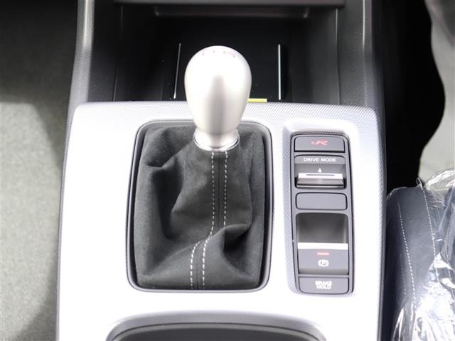 Honda CIVIC 2025 6984965-9