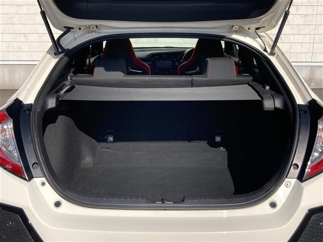 Honda CIVIC 2018 6985072-23