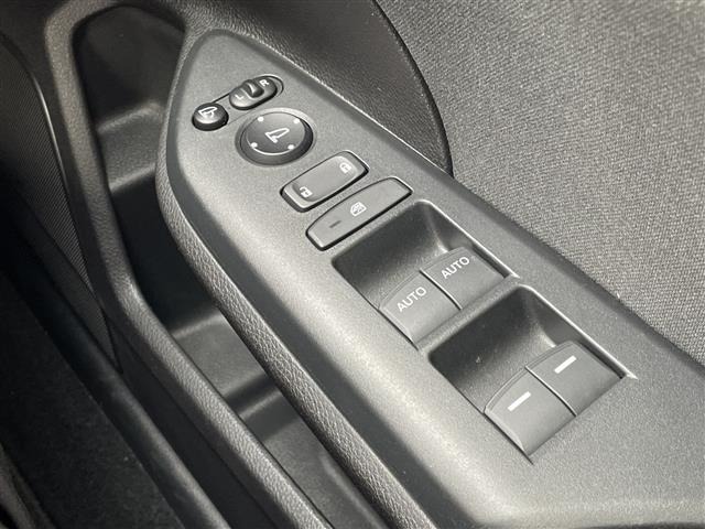 Honda CIVIC 2018 6985238-17