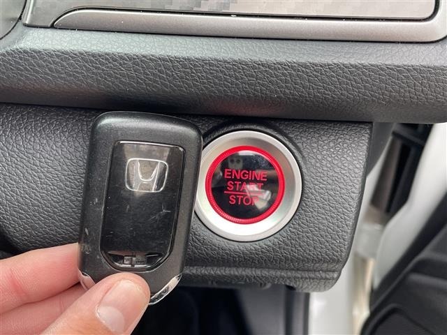 Honda CIVIC 2018 6985238-9