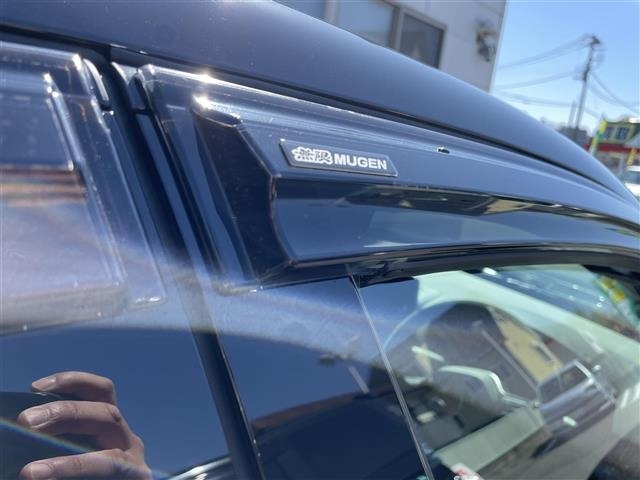 Honda CIVIC 2023 6985266-9
