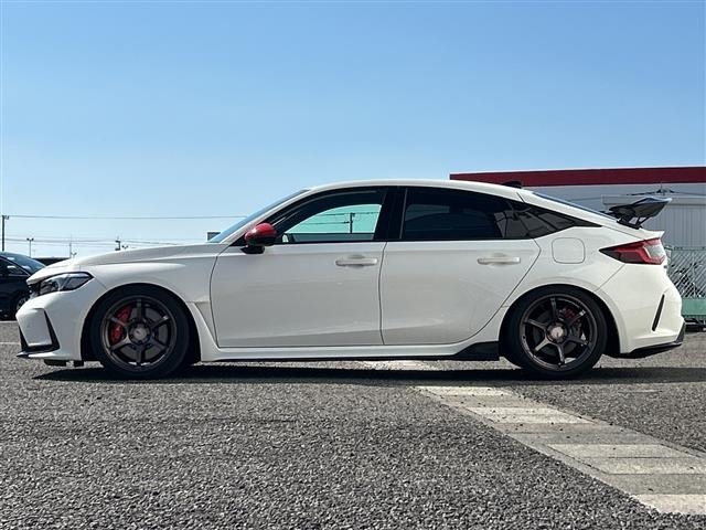 Honda CIVIC 2023 6985341-2