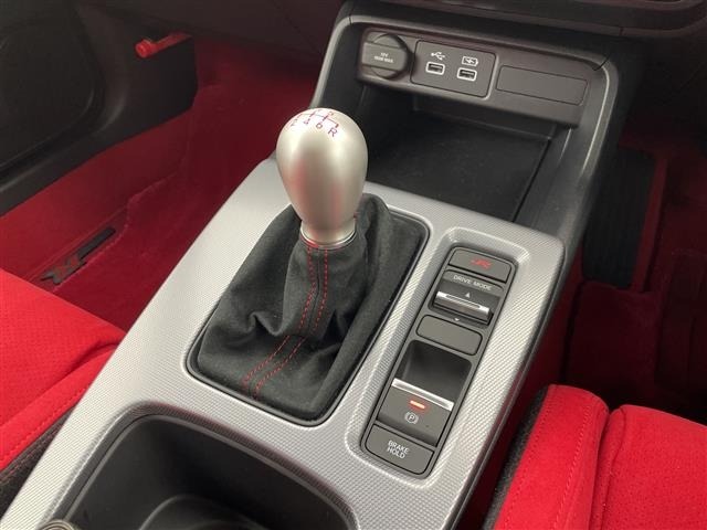 Honda CIVIC 2024 6985448-22