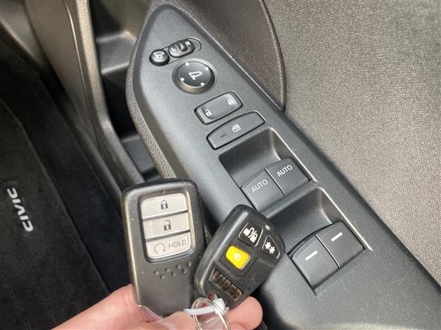 Honda CIVIC 2018 6985609-8