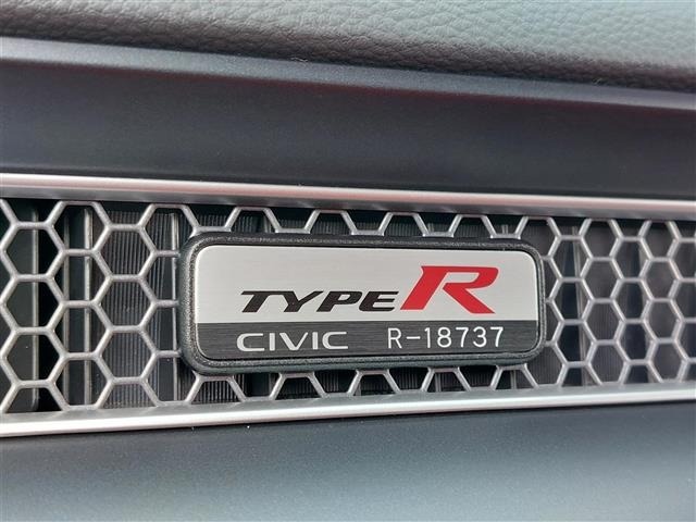 Honda CIVIC 2023 6985638-12