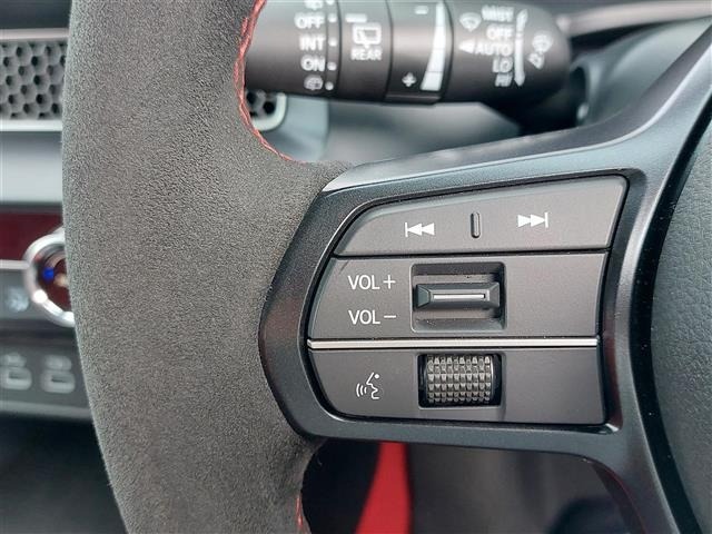Honda CIVIC 2023 6985638-2