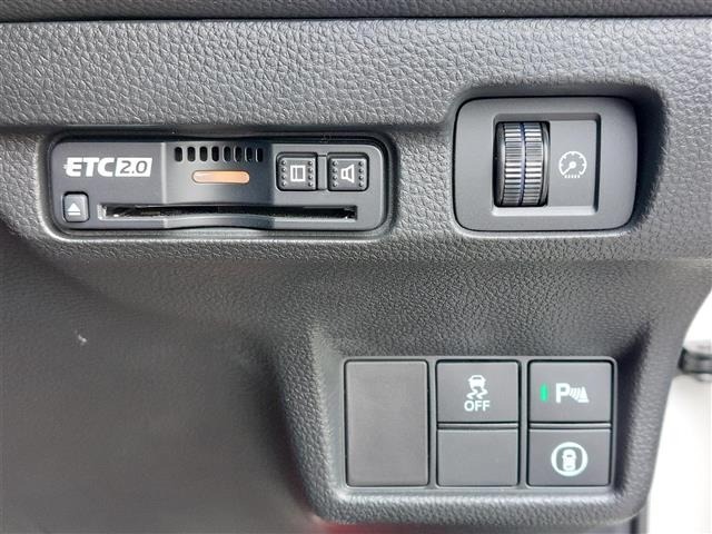 Honda CIVIC 2023 6985638-25