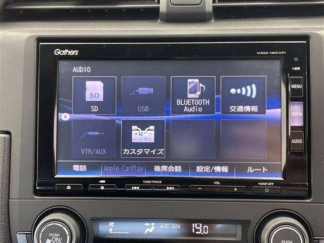 Honda CIVIC 2018 6985649-17