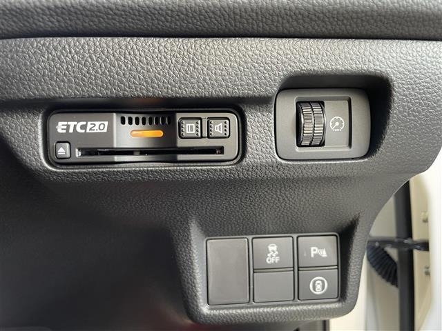 Honda CIVIC 2024 6985722-12