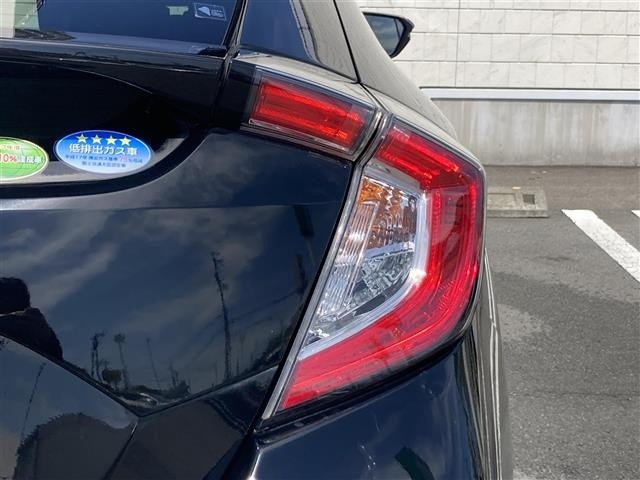 Honda CIVIC 2018 6985782-10