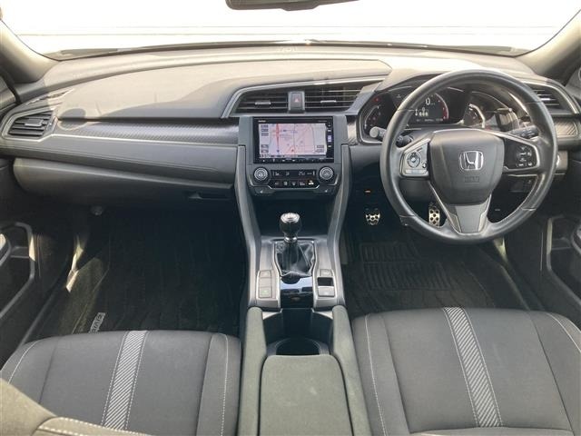 Honda CIVIC 2018 6985782-32
