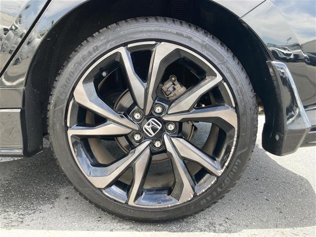 Honda CIVIC 2018 6985782-42
