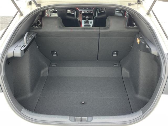 Honda CIVIC 2024 6985812-10