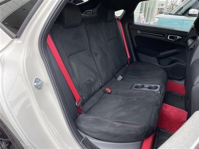 Honda CIVIC 2024 6985812-9