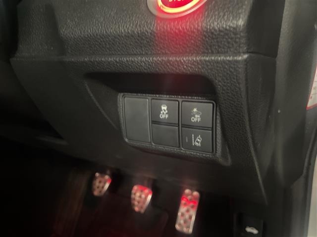 Honda CIVIC 2018 6985827-12