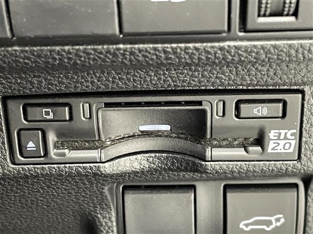 Toyota COROLLA CROSS 2024 6976237-17