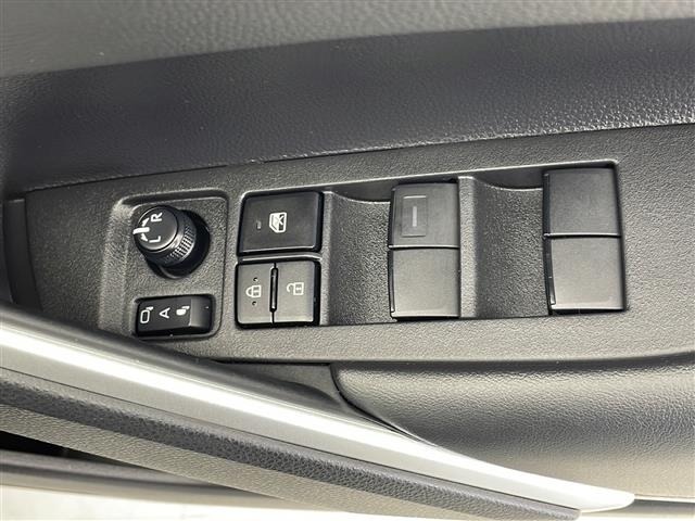 Toyota COROLLA CROSS 2022 6976256-4