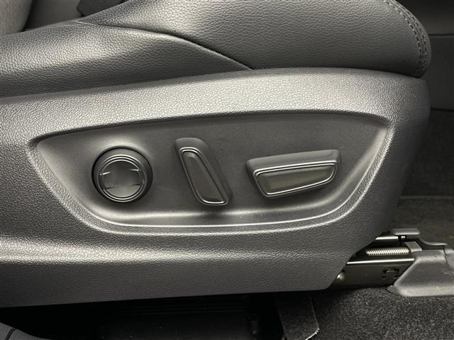 Toyota COROLLA CROSS 2024 6976411-10