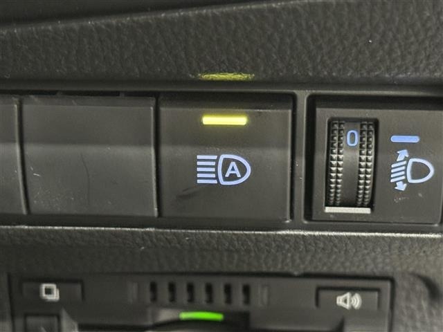 Toyota COROLLA CROSS 2021 6976412-31
